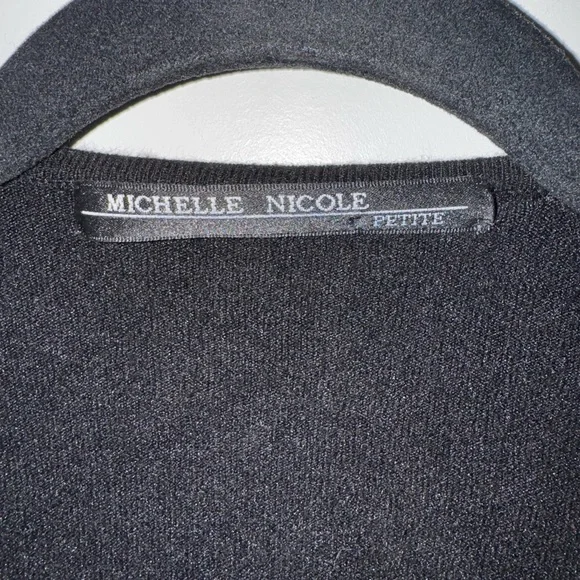 Michelle Nicole - Picture 5 of 8